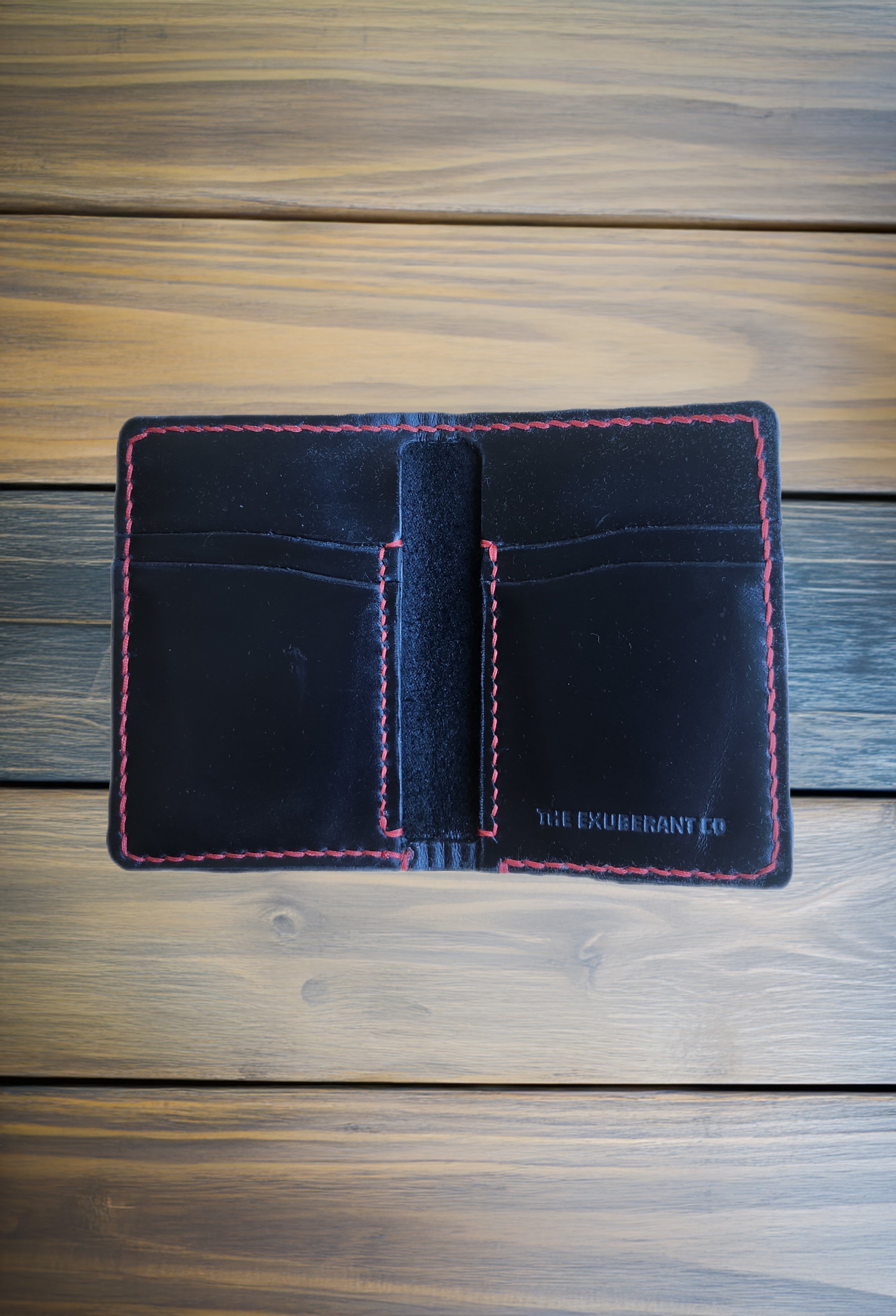 Leather Vertical Wallet w/Red Thread (Black)